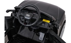 Pojazd elektryczny Audi SQ8, czarny