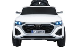 Pojazd elektryczny dla dzieci Audi SQ8, biały