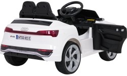 Pojazd elektryczny dla dzieci Audi SQ8, biały
