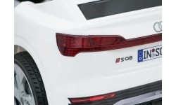 Pojazd elektryczny dla dzieci Audi SQ8, biały