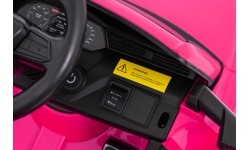 Pojazd elektryczny dla dzieci Audi SQ8, różowy