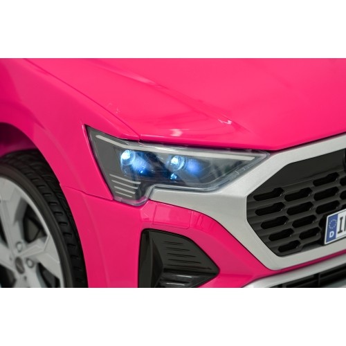 Pojazd elektryczny dla dzieci Audi SQ8, różowy