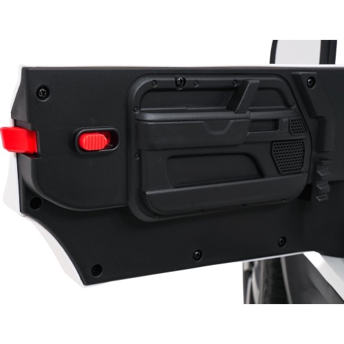 Pojazd elektryczny Land Rover Defender, biały