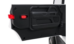 Pojazd elektryczny Land Rover Defender, biały