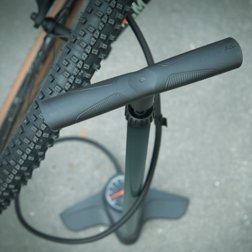 Pompka podłogowa SKS Airlite 10.0, czarna