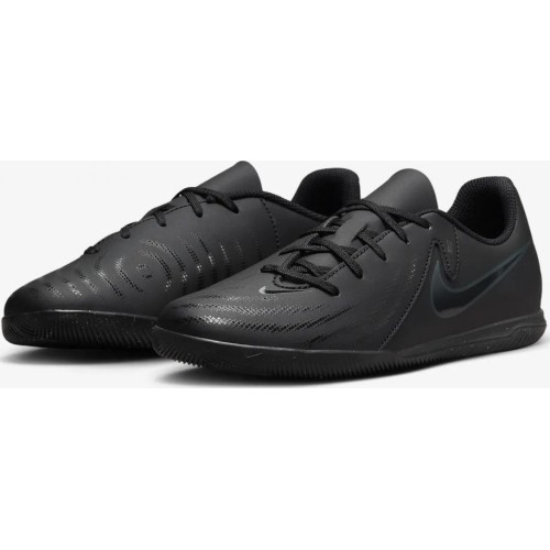 Buty piłkarskie młodzieżowe Nike Jr Phantom GX 2 Club IC czarne FJ2606 002