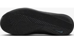 Buty piłkarskie młodzieżowe Nike Jr Phantom GX 2 Club IC czarne FJ2606 002