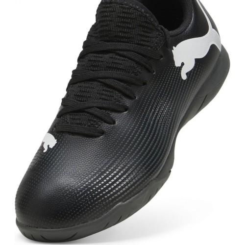 Buty piłkarskie młodzieżowe Puma Future 7 Play It Jr 107739 02