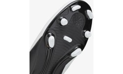 Buty piłkarskie Nike Jr Phantom GX Club FG/MG dla młodzieży White Black FJ2600 100