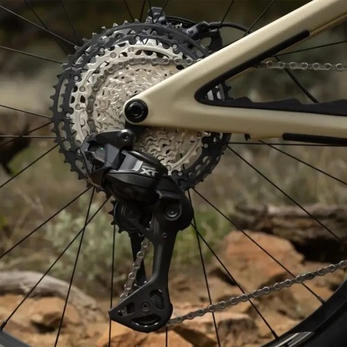 Kaseta tylna Shimano DEORE XT CS-M8200-12, 12-rzędowa (9-45T)