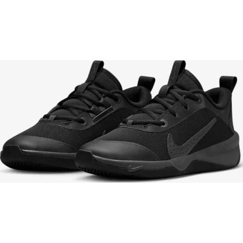 Buty młodzieżowe Nike Omni Multi-Court czarne DM9027 001
