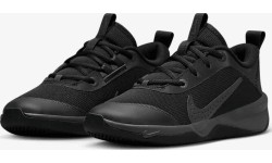 Buty młodzieżowe Nike Omni Multi-Court czarne DM9027 001