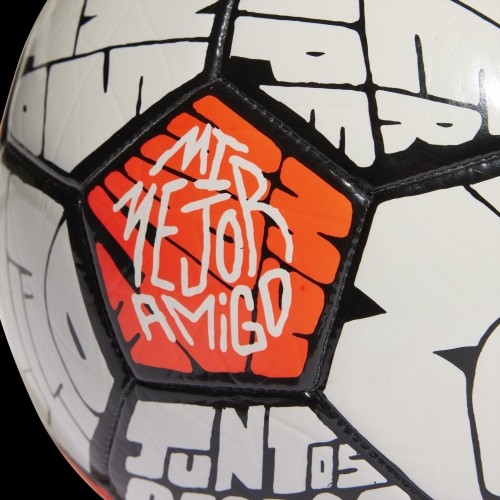 Piłka nożna Adidas Messi Club, pomarańczowo-biała HE3814