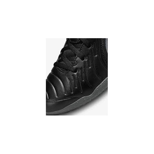 Buty piłkarskie dziecięce Nike Jr Legend 10 Club IC Black DV4354 040