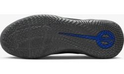 Buty piłkarskie dziecięce Nike Jr Legend 10 Club IC Black DV4354 040