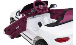 Pojazd elektryczny Bentley Bentayga S, biały