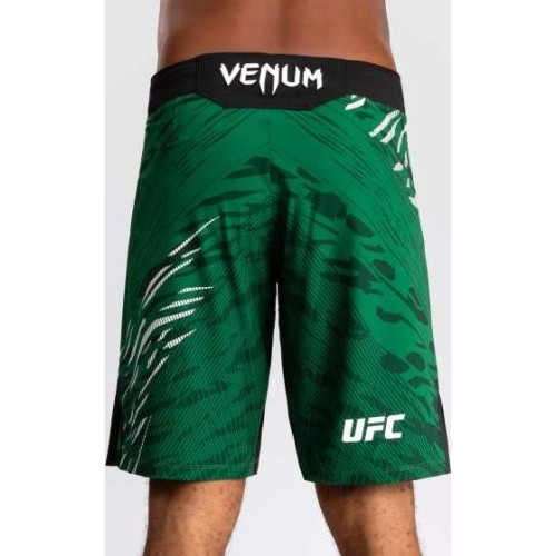 Męskie spodenki do walki UFC Fusion by Venum Authentic Fight Night - Long Fit - Zielone
