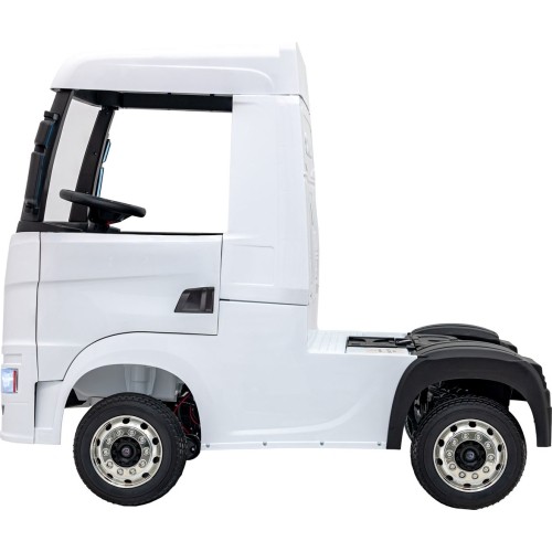 Scania R-SERIE vehicle White