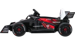 Pojazd elektryczny Porsche Formula E, czerwony