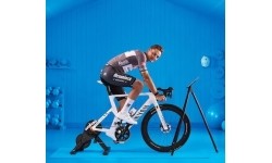Treniruoklis Wahoo KICKR Core 2 + Zwift Cog/Click