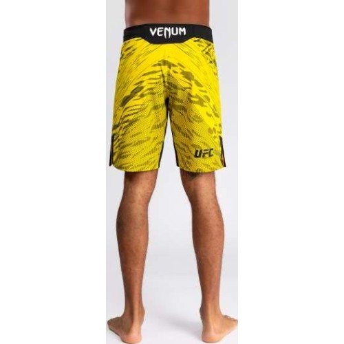 Męskie spodenki do walki UFC Fusion by Venum Authentic Fight Night - długie - żółte