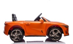 Pojazd elektryczny Bentley Continental GT, pomarańczowy