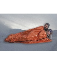 Wiatroodporna i wodoodporna folia izolacyjna turystyczna outdoorowa Origin Outdoors Ultralite Bivy, Podwójna