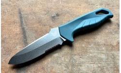 Benchmade 18040S Undercurrent SANTOPRENE, MagnaCut