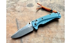Nóż składany Benchmade 18060 Adira, MagnaCut, niebieski Grivory