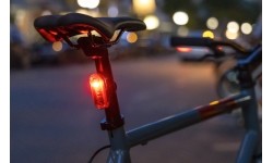 Zestaw oświetlenia Sigma AURA 30 + Curve K-Set battery (StVZO)