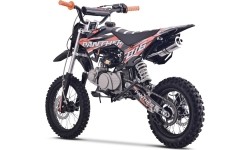 Kopia pojazdu PANTHER 110CC z zielonym silnikiem spalinowym