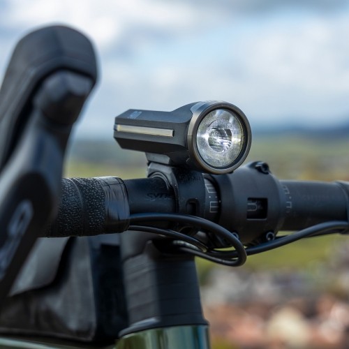 Przednia lampka Sigma Aura 90 USB
