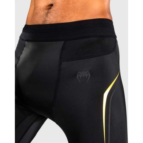 Venum G-Core Vale Tudo Shorts - Black/Gold